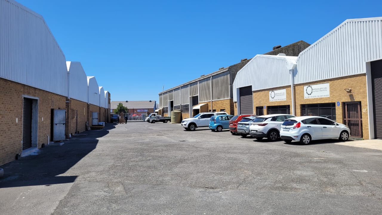 To Let commercial Property for Rent in Montague Gardens Western Cape